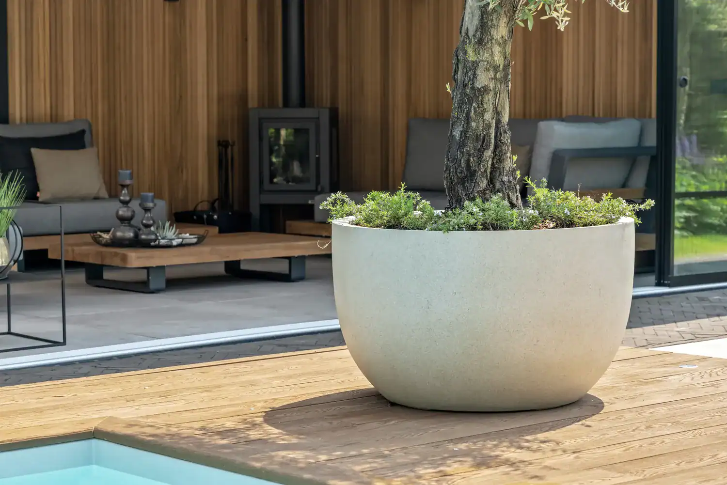 Grigio New Egg Pot Low - Antique White